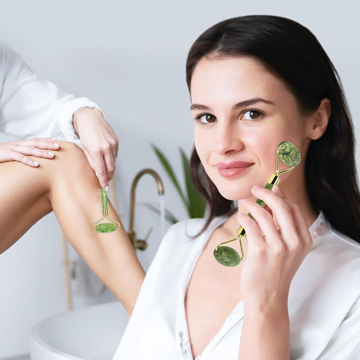 Cooling Natural Jade Face Roller & Gua Sha Tool